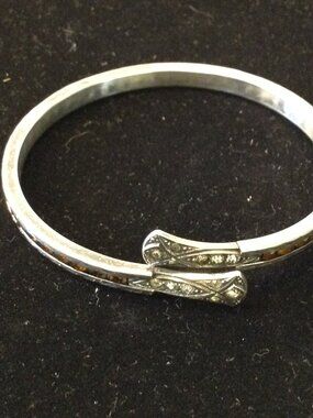 VTG 1950's Bangle Diamond-like Rhinestones and Amber stones Art Deco Sexy Classy